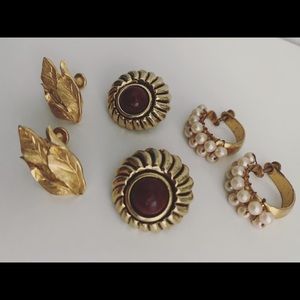 Vintage clip on earring set